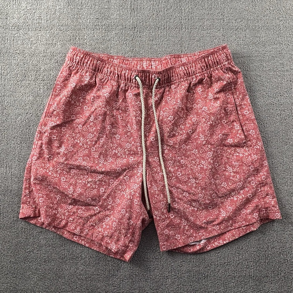 Fair Harbour Shorts Adult Size Large Red Active Athleisure Casual Men's